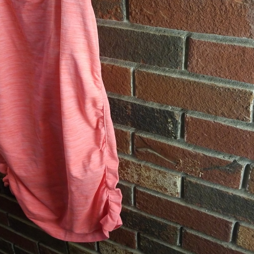 Tank top - Picture 2 of 4